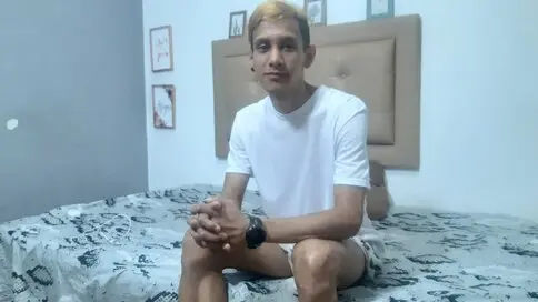 AlvinMartinez's Webcam Videos