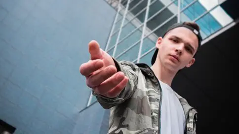 GuyStudentLuckas's Webcam Videos