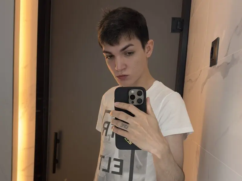 MatthewTwitty's Webcam Videos