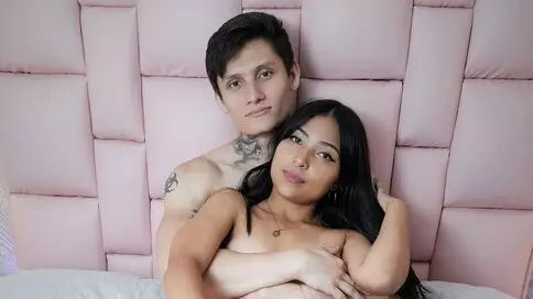 AshtonAndVivian's Webcam Videos