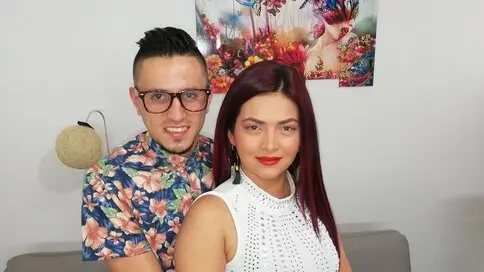 CrissandValery's Webcam Videos