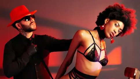 LucyAndMaxi's Webcam Videos