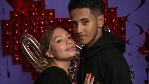 SaraLuigui's Webcam Videos