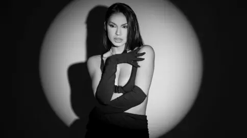 MaylaCherinne's Webcam Videos