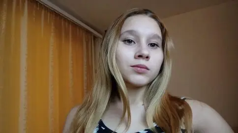 AlisaLange's Webcam Videos
