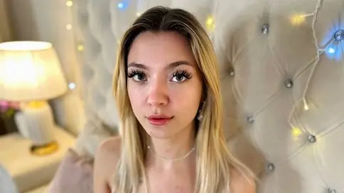 AmandaHarris's Webcam Videos