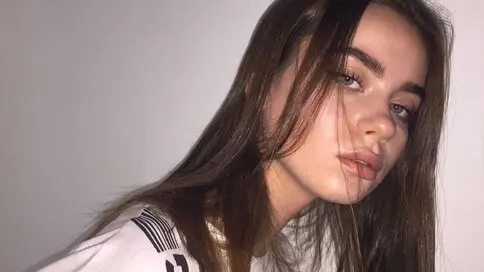 AmeliPovilain's Webcam Videos