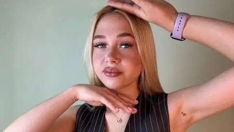 AngelynBroe's Webcam Videos