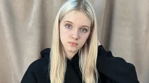 AnnitaKratochvil's Webcam Videos