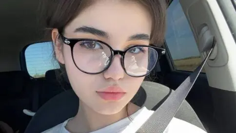 AnoraDark's Webcam Videos