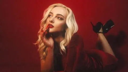 CarolineMoor's Webcam Videos