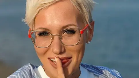 DianaDillard's Webcam Videos