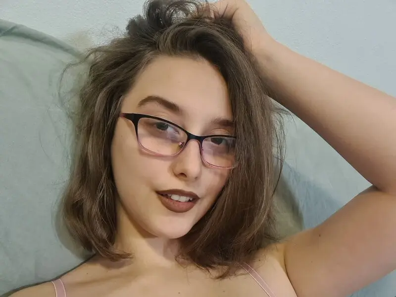 EllaChristine's Webcam Videos