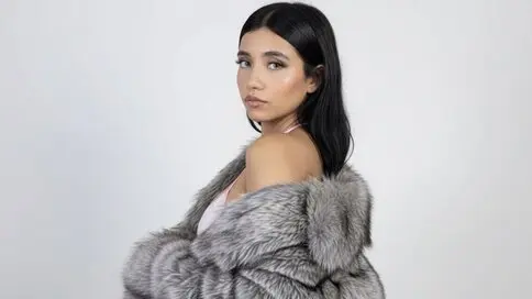 EmyDilucas's Webcam Videos