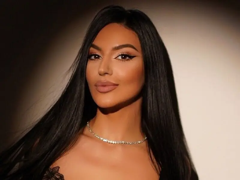 IzaBelle's Webcam Videos