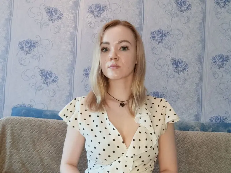 KatieCorol's Webcam Videos