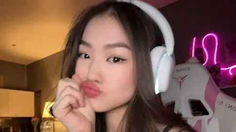 LaraSilina's Webcam Videos