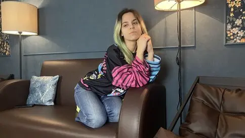 LiraBelle's Webcam Videos