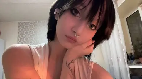 LunaVogue's Webcam Videos