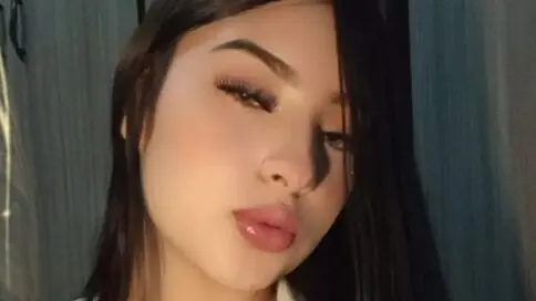 MadelynFiore's Webcam Videos