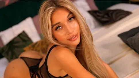 MelaniaLys's Webcam Videos