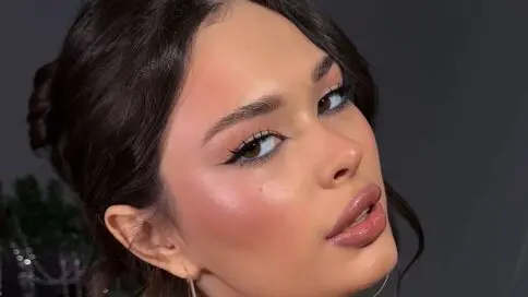 MiaDaviss's Webcam Videos