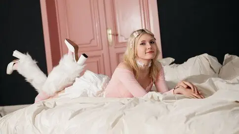 MilaKlark's Webcam Videos