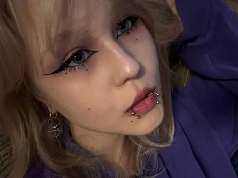 MoliQin's Webcam Videos