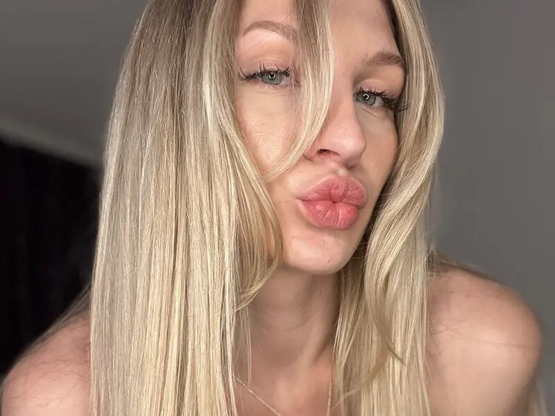 NicoleHamm's Webcam Videos
