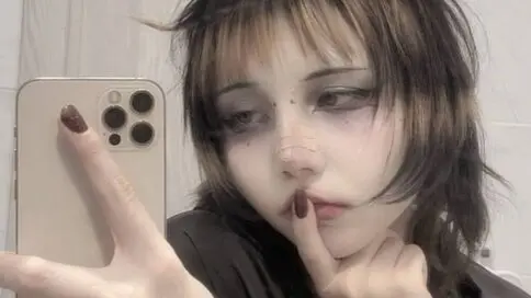 NoraUrban's Webcam Videos