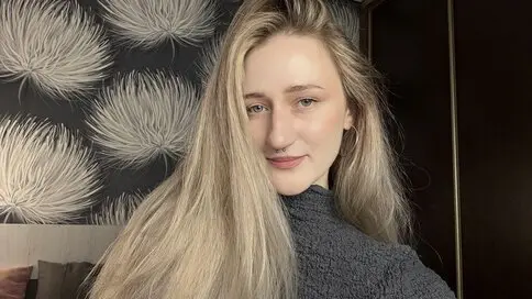 SashaLune's Webcam Videos