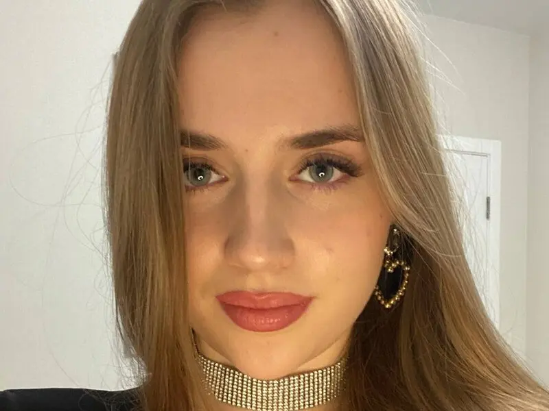 SonyMiller's Webcam Videos