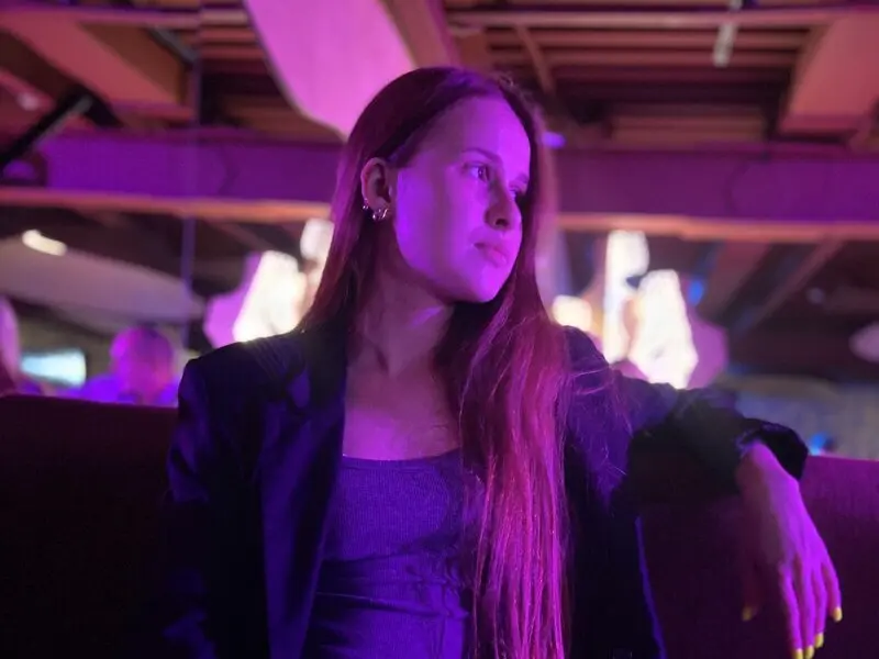 StephenieAmos's Webcam Videos