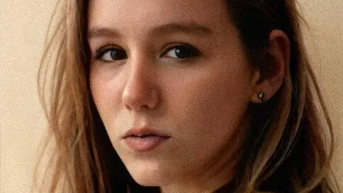 VickiGrotts's Webcam Videos