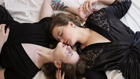 LeahAnny's Webcam Videos