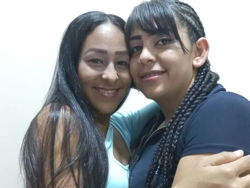 LizyAndLuna's Webcam Videos