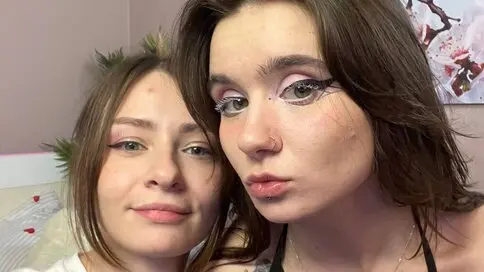 MaoandLulu's Webcam Videos