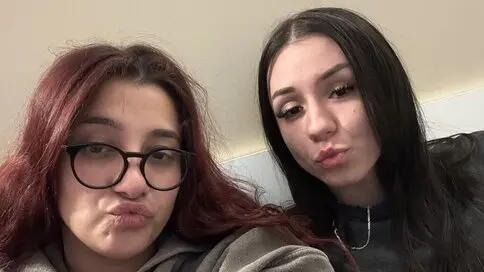 NatyAndZoe's Webcam Videos